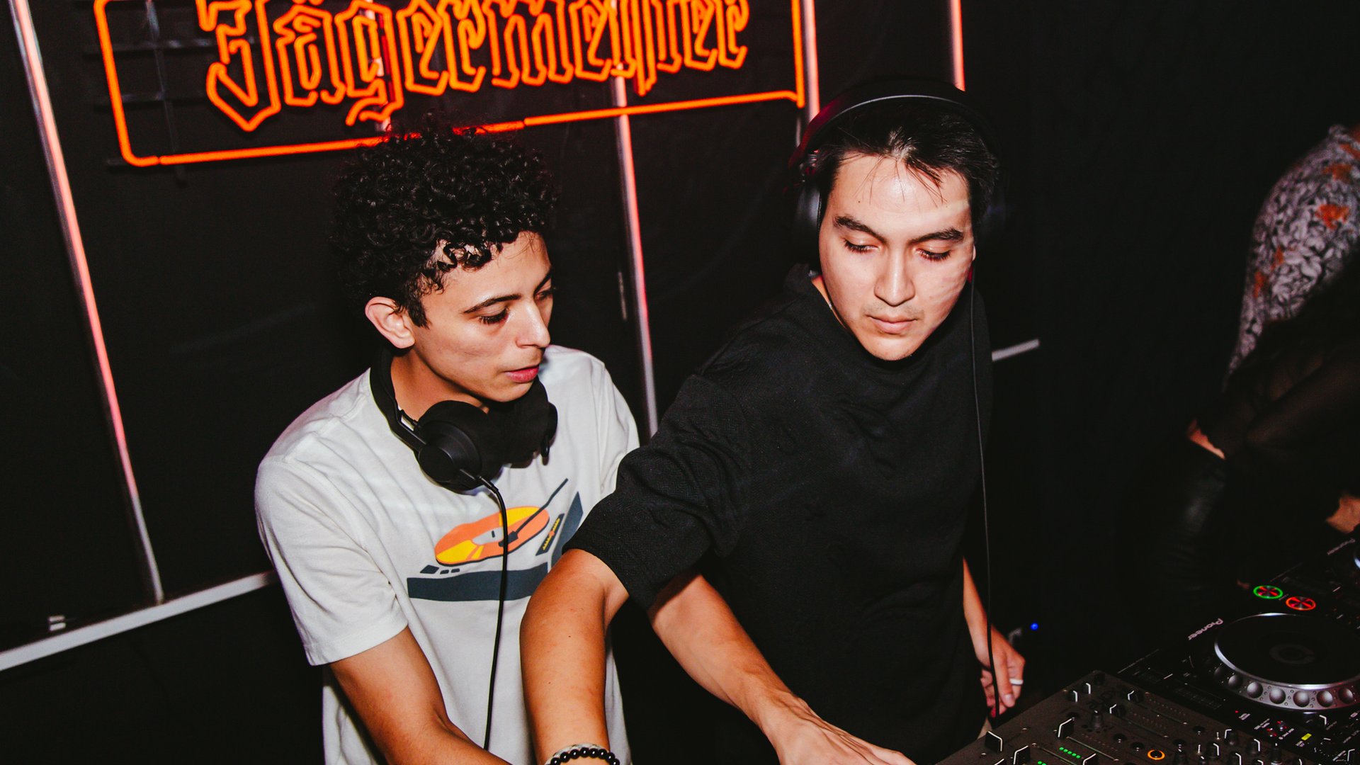 DJ Duo